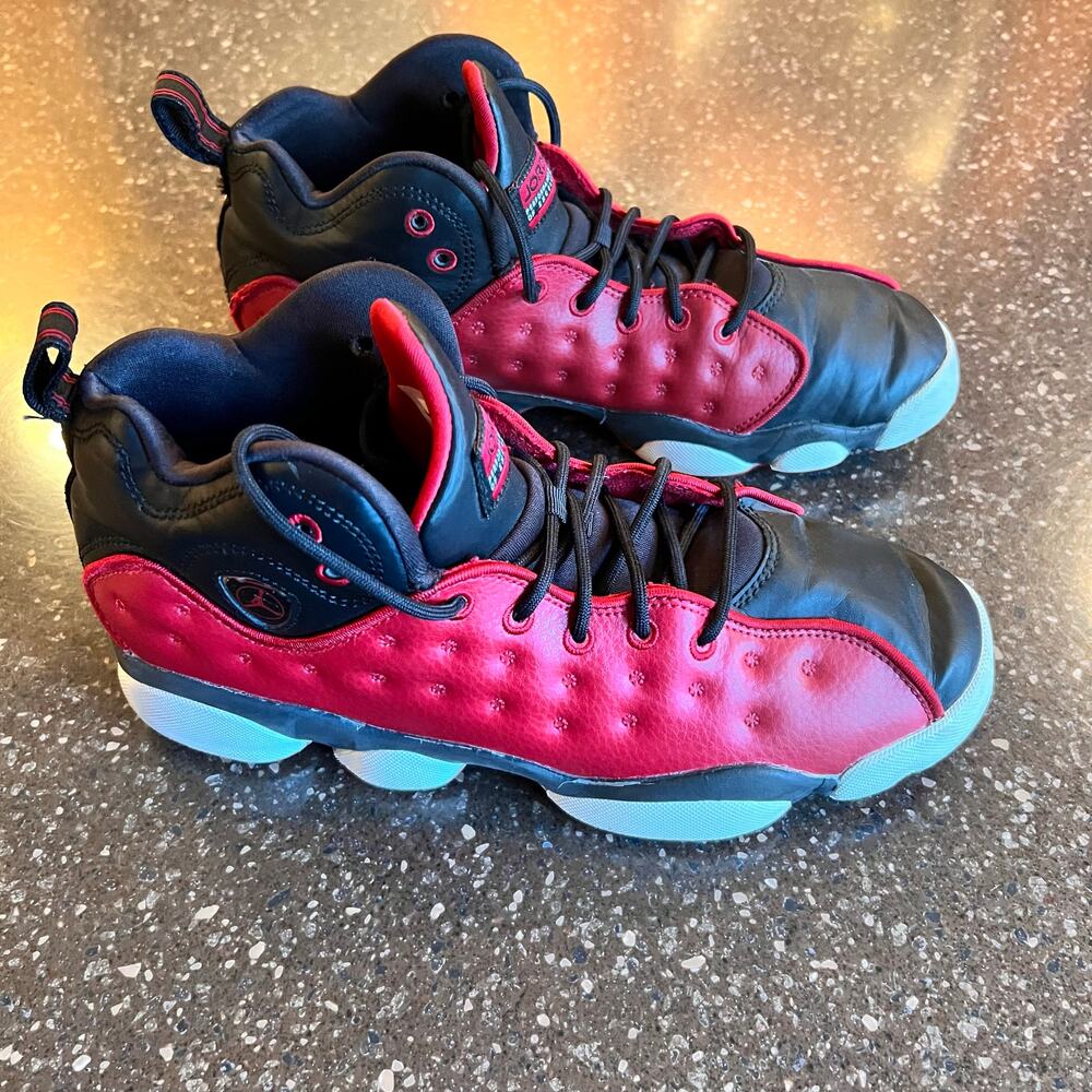 Nike Air Team Jordan Jumpman Team BG Gym Shoes Red Black 820273-600 Youth Sz 7Y